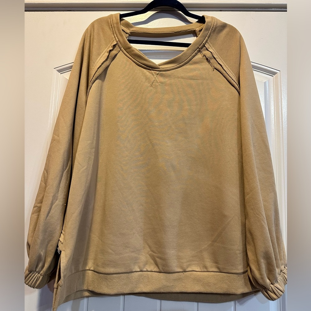 POL brand. NWOT. Size medium. Oversized.